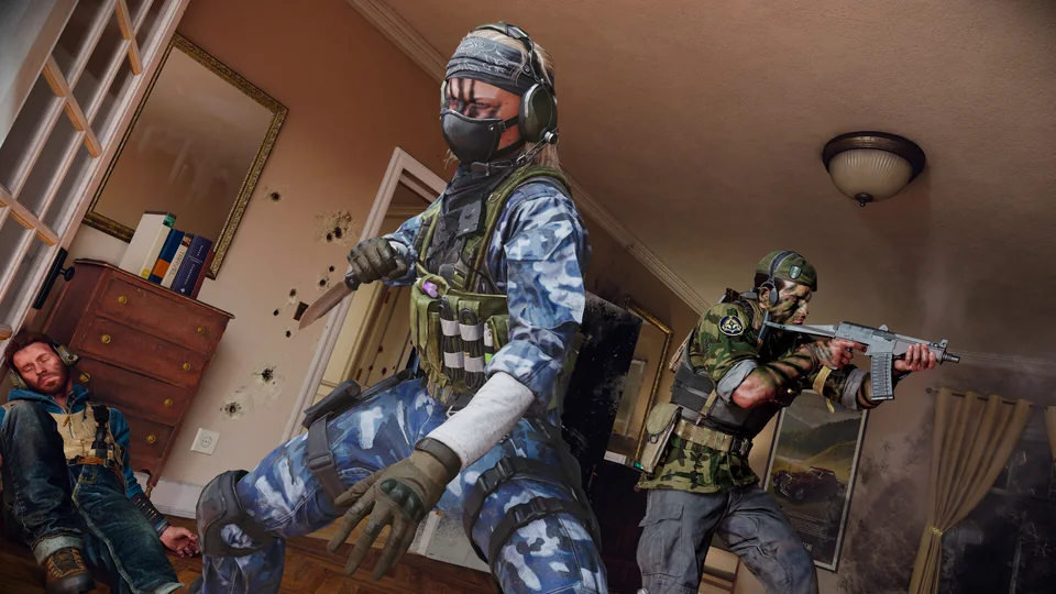 Call of Duty: Black Ops 6 screenshot: realistic, first-person, third-person, no outlines, realistic lighting (character, combat)