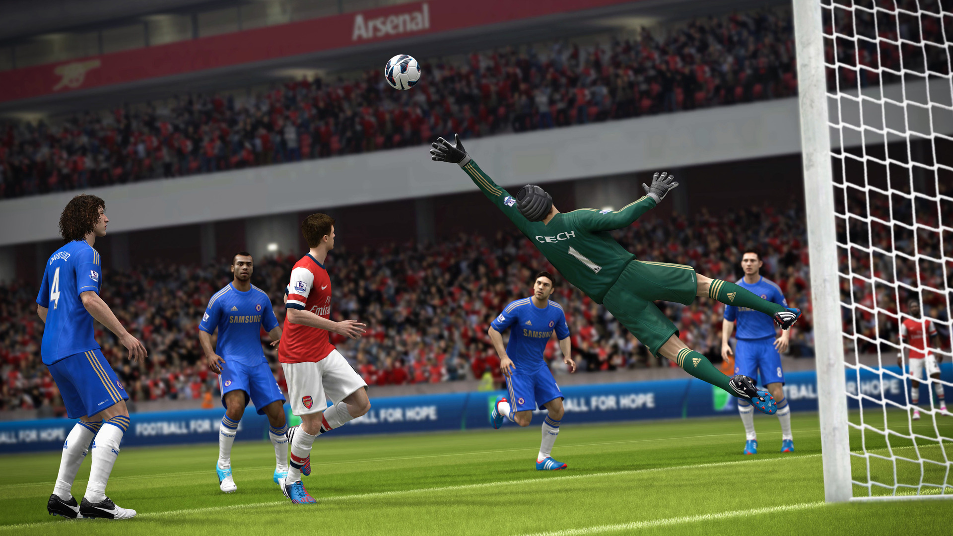 FIFA 13 screenshot: realistic, three-quarter, no outlines, realistic lighting (environment, character, combat)