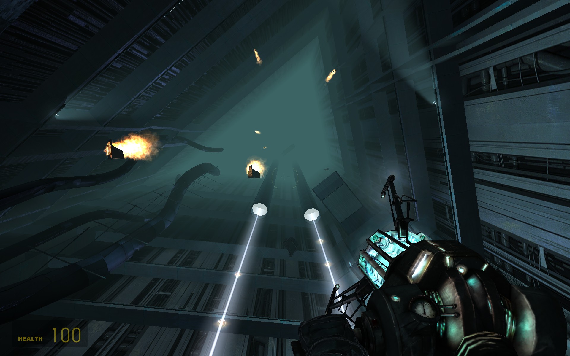 Half-Life 2: Episode One screenshot: realistic, first-person, no outlines, realistic lighting (environment, combat)