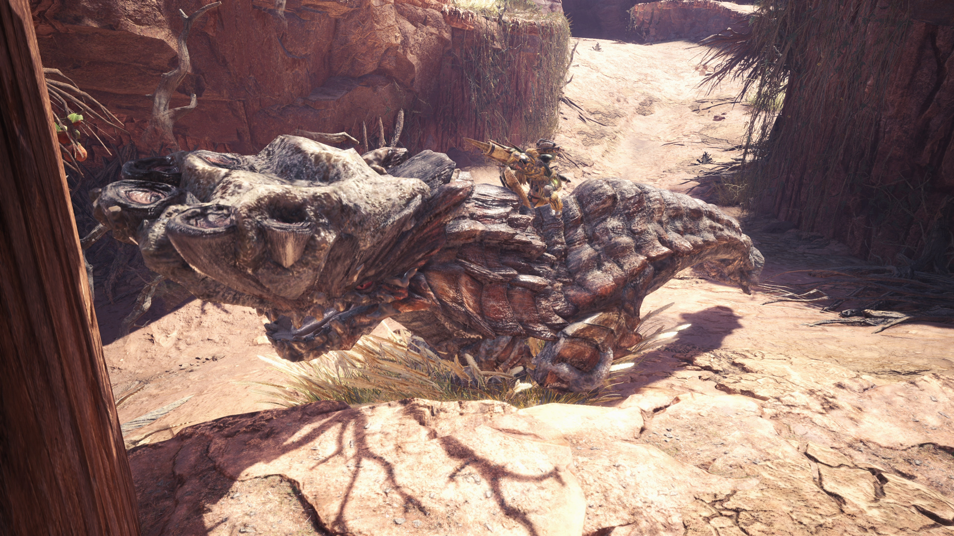 Monster Hunter: World screenshot: realistic, third-person, no outlines, realistic lighting (environment, character, combat)