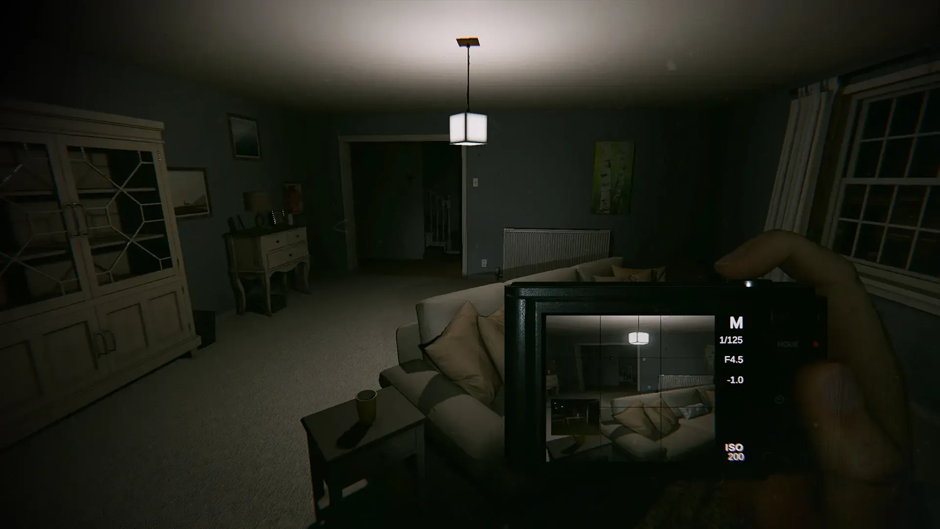 Phasmophobia screenshot: realistic, first-person, no outlines, realistic lighting (environment)