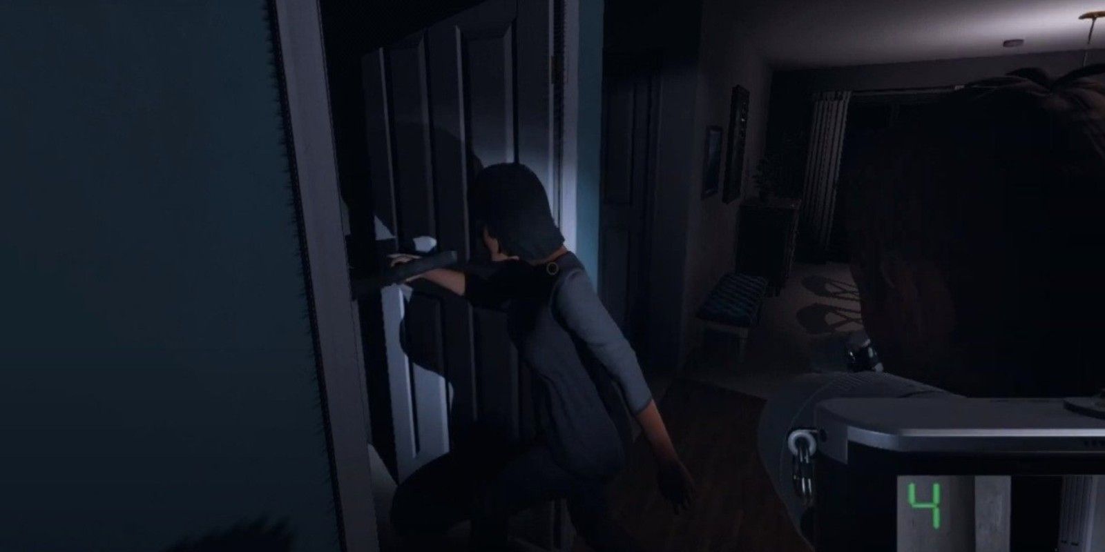 Phasmophobia screenshot: realistic, first-person, no outlines, realistic lighting (environment, character)