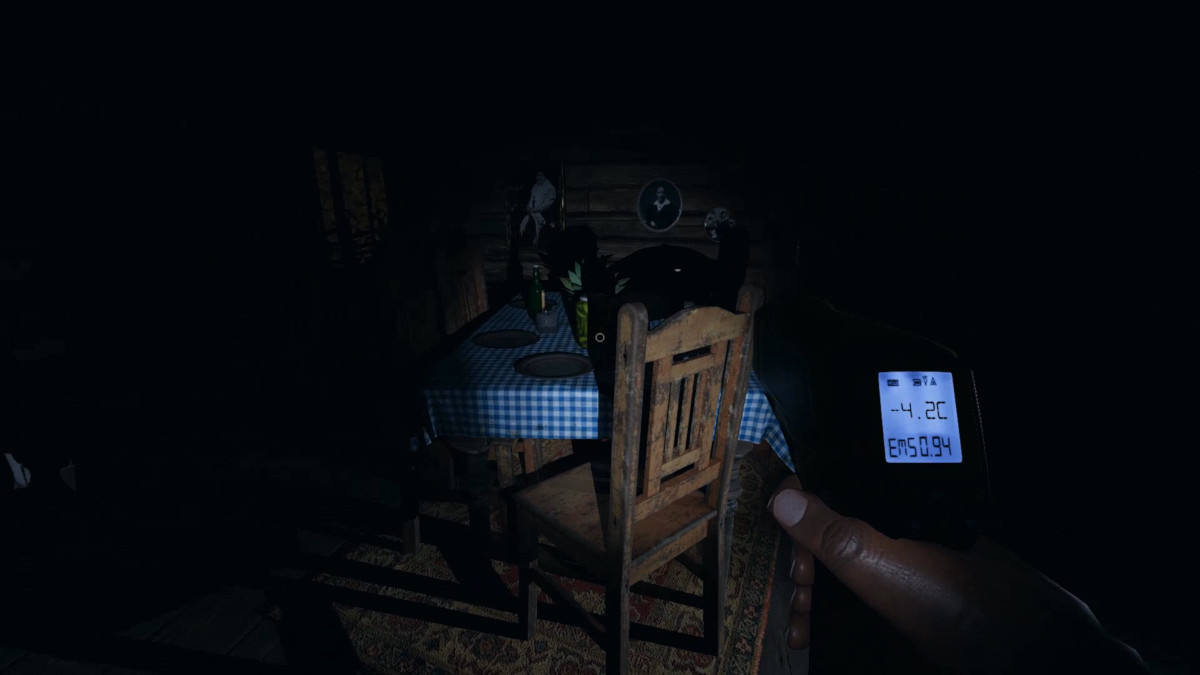 Phasmophobia screenshot: realistic, first-person, no outlines, realistic lighting (environment)