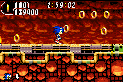 Sonic Advance 2 screenshot: pixel art, side-scrolling, colored outlines, dithered shading (environment, character)