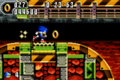 Sonic Advance 2 screenshot: pixel art, side-scrolling, colored outlines, dithered shading (environment, character)