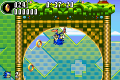 Sonic Advance 2 screenshot: pixel art, side-scrolling, colored outlines, dithered shading (environment, character)